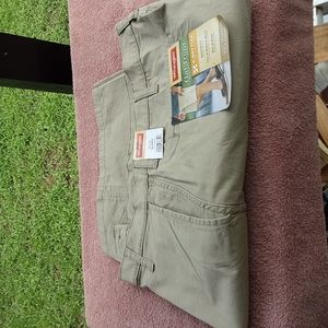 Wrangler flat front relaxed fit